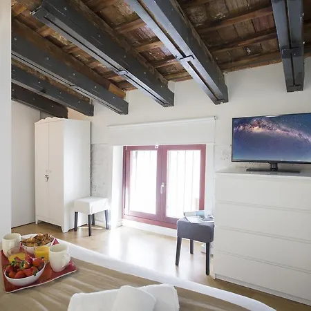 Singularstays San Vicente דירה *