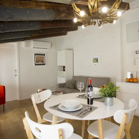 Singularstays San Vicente Apartmán *